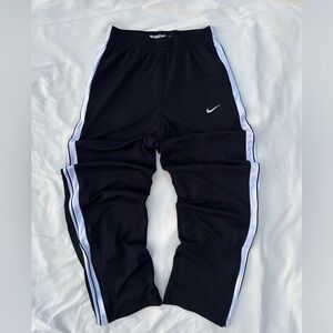Y2K Men’s Nike Basketball Baggy Track Pants Size M